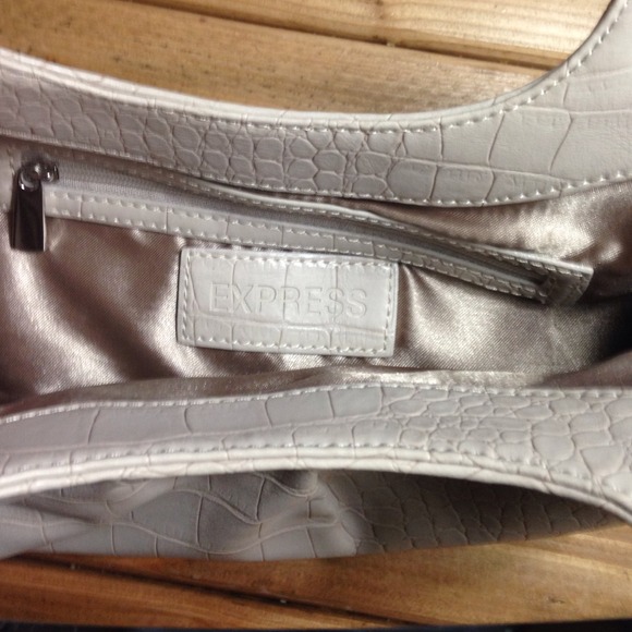 Express clutch - Picture 2 of 2