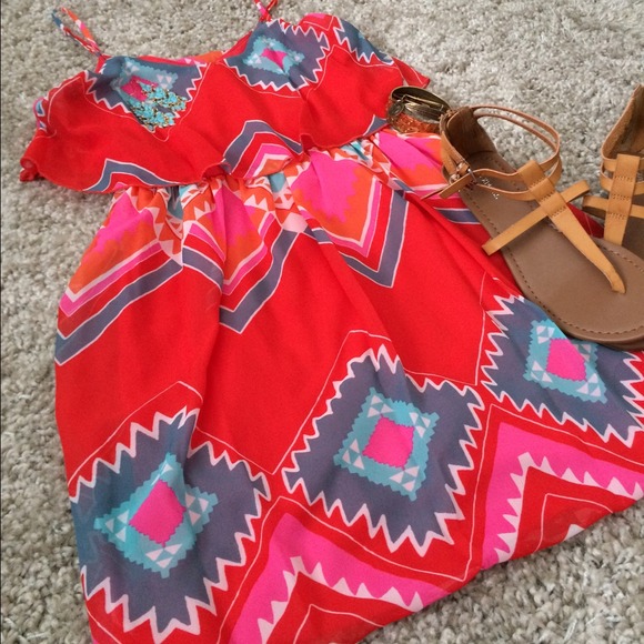 🚫BUNDLED! HP!! 3/11🎉 Aztec print dress!! - Picture 2 of 4