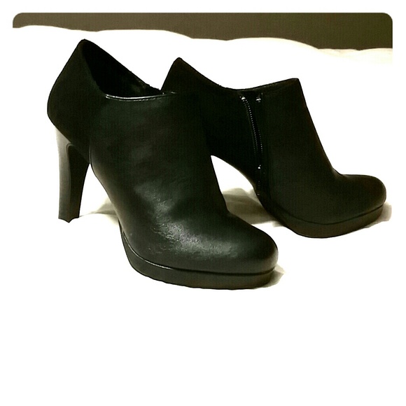 Black heel booties size 6 1/2