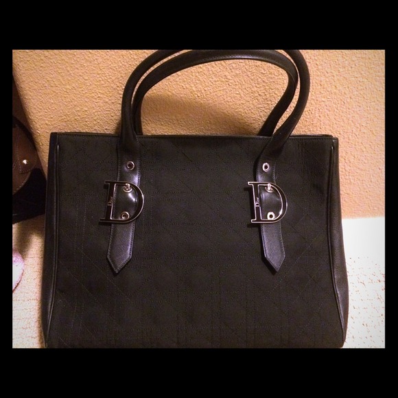 💯AUTHENTIC DIOR HANDBAG❗️❗️❗️❗️💲💲💲♥️♥️💯💯👜👜
