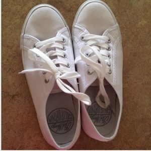 Brand new!! White sneakers!