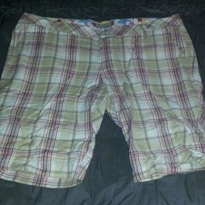 Capris