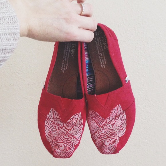 Limited edition Toms