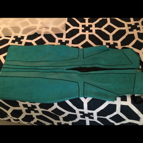 Authentic Versace leather dress. - Picture 3 of 8