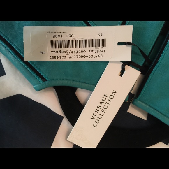 Authentic Versace leather dress. - Picture 5 of 8