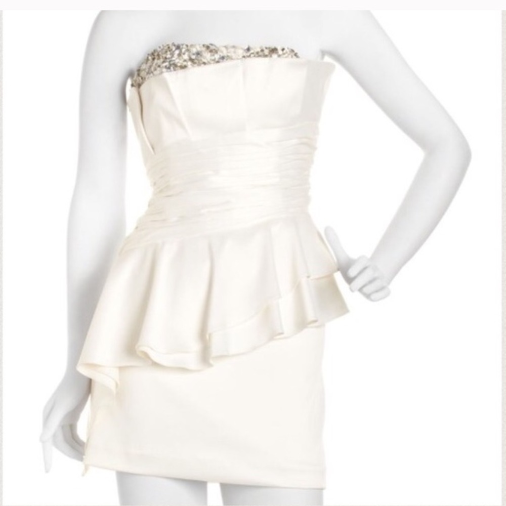 Laundry by Shelli Segal Ivory Dress