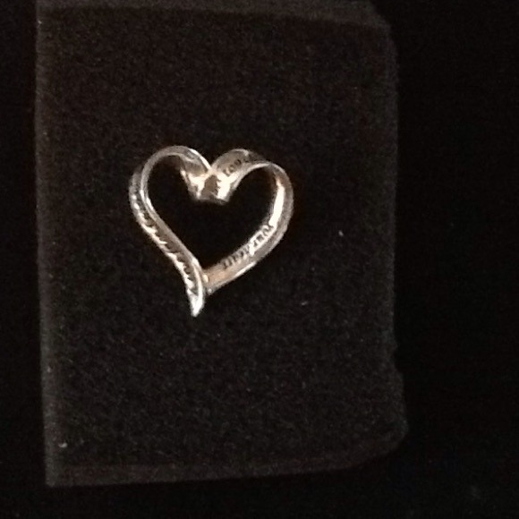 Friendship heart charm - Picture 1 of 4