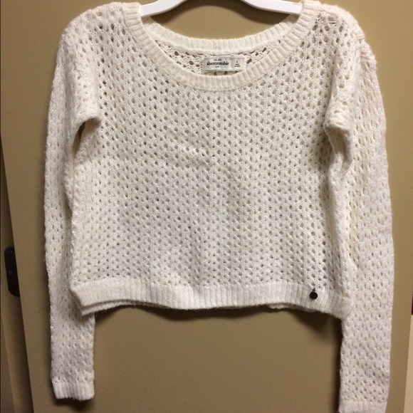 Abercrombie cropped sweater top