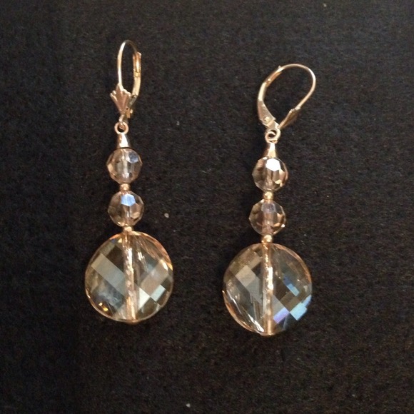 14k gold and citrine hanging earrings.