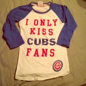 Pink Chicago Cubs baseball tee