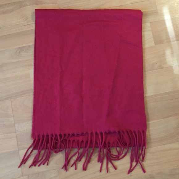 🚫SOLD🚫 Pink, Cozy Wide Scarf - Picture 3 of 4