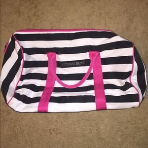 VS duffle bag