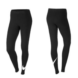 Nike Leg A See Swoosh Workout Leggings/Capris