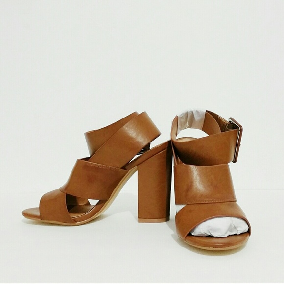 SHOEDAZZLE Leila Stone 'Sage' Sandal