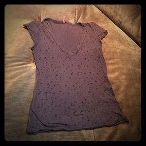 🌸Eight Sixty Flower V-Neck🌸