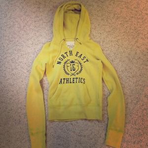 Abercrombie & Fitch pull over!