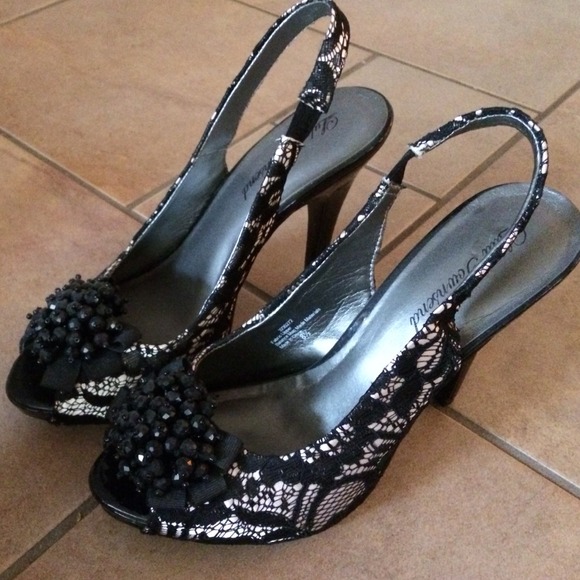 Laced heal - Picture 2 of 4