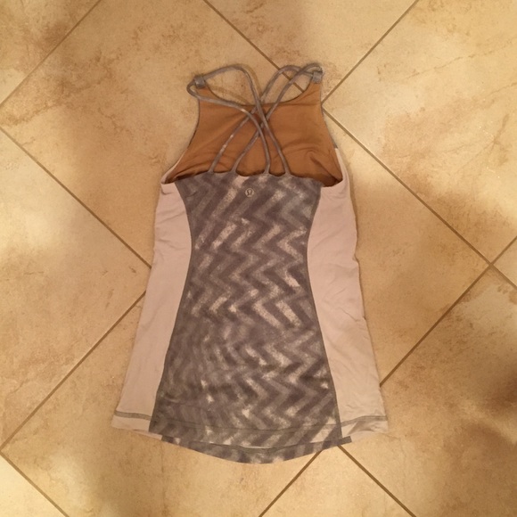limited edition lululemon top