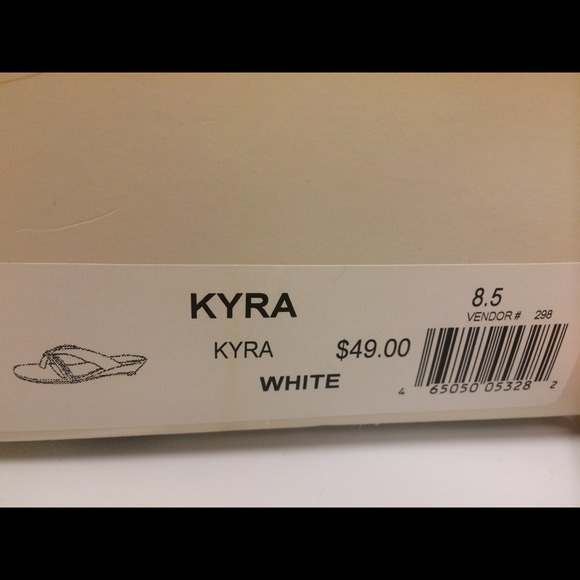 Purchased for a wedding, never worn - Picture 2 of 2