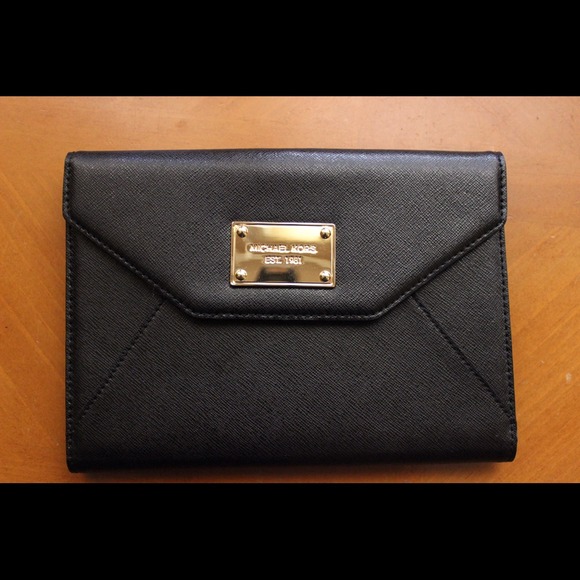 🔹New🔹Michael Kors clutch case