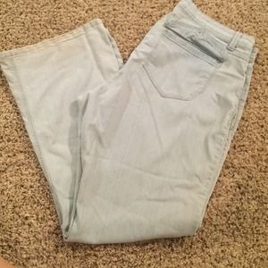 Light washed jeans