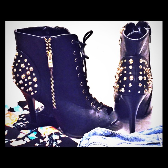 Black spiked booties