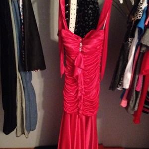 selling a long, pink B.Darlin formal dress for $90