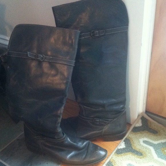 Frye Shirley tall buckle boot