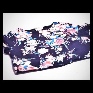 Floral Crop-Top blouse