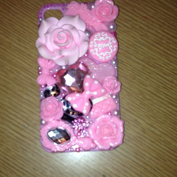 Nova pink 3-D iPhone 4s case