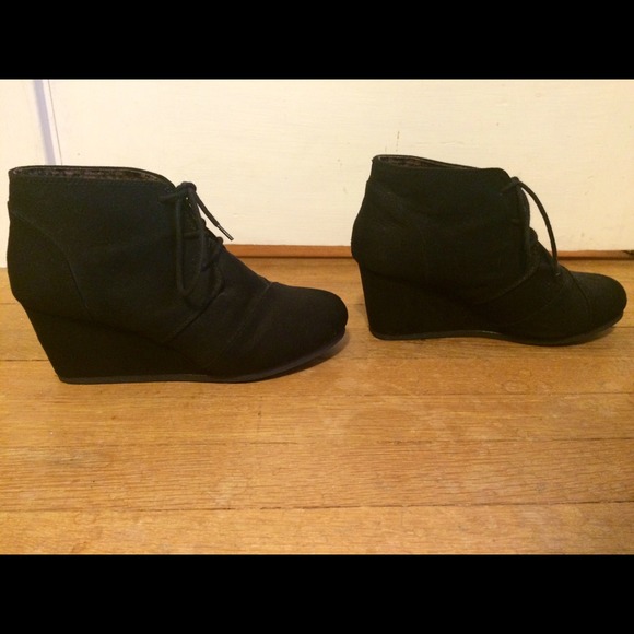 Black Booties