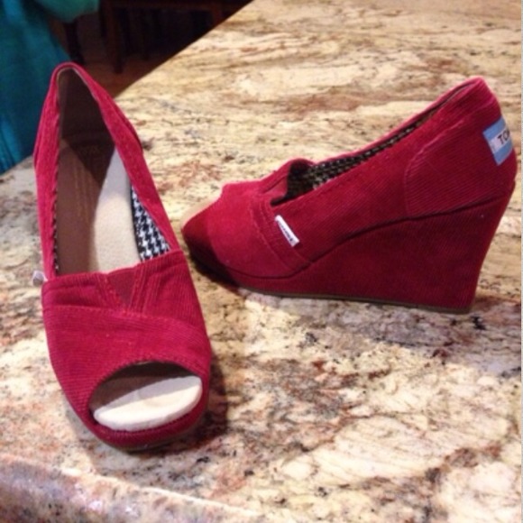 Toms Wedges.