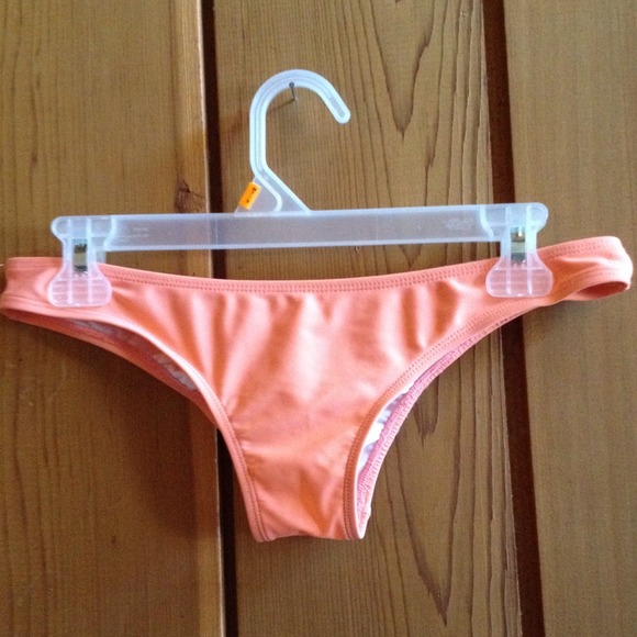 Bikini bottom RVCA