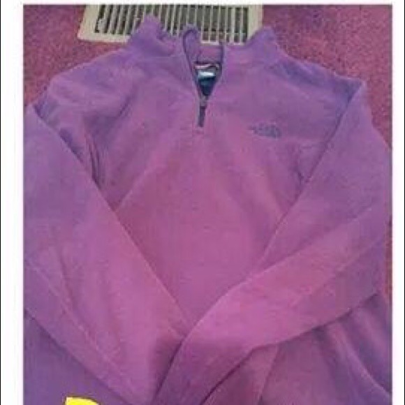 North face pull over