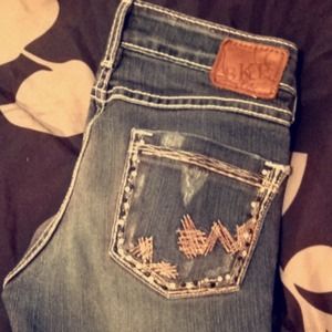 Buckle jeans