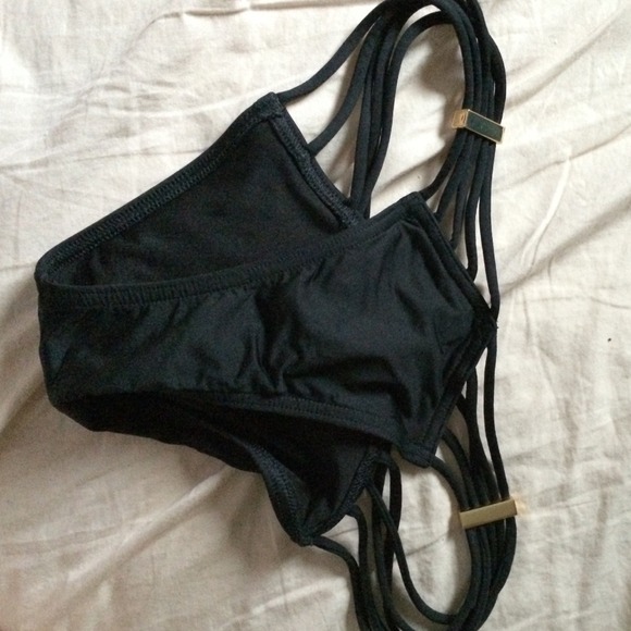 VICTORIAS SECRET swimsuit bottoms