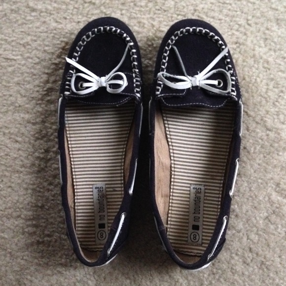 Navy Blue Casual Moccasin Flats