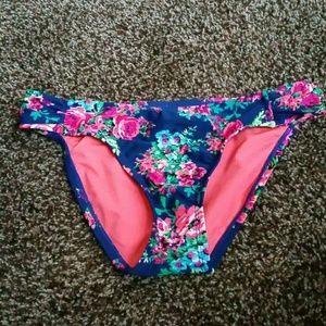 Floral swimsuit bottoms