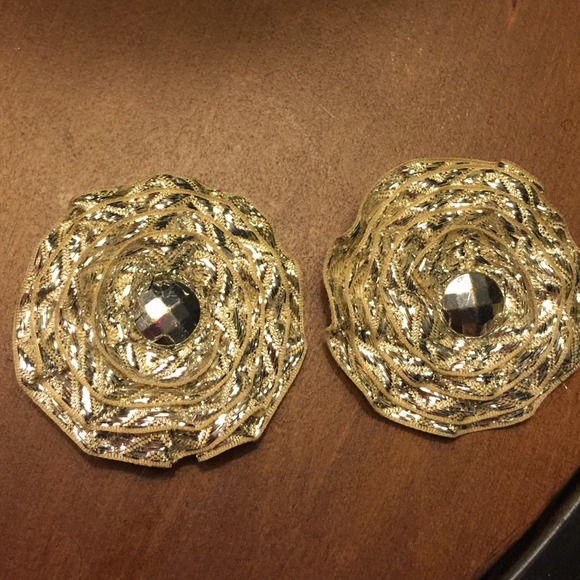 Lindsay Phillips button snaps