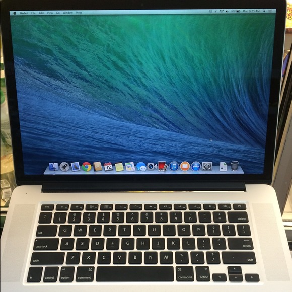 SOLD!! MacBook Pro 15" 2.6 ghz retina display