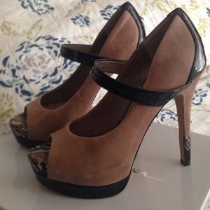 Jessica Simpson Ely pumps size 5.5