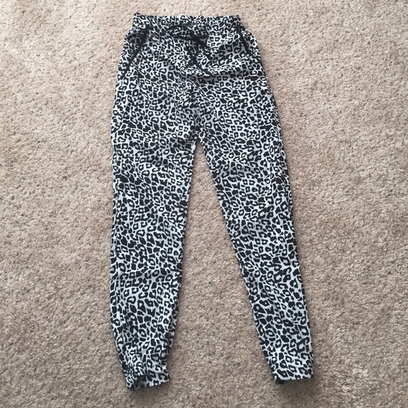 Topshop patterned print pants