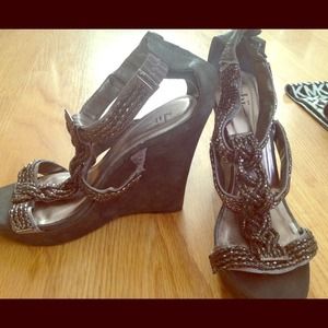 Size 9 Shi Heels