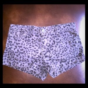 Cute Black Gray Leopard Print Miley Cyrus Shorts 5