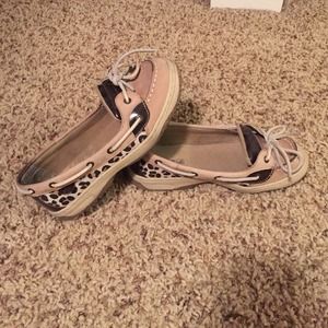 Cheetah print Sperry shoes