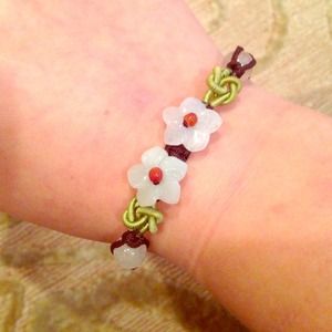 Flower bracelet