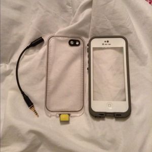iPhone 5c lifeproof case