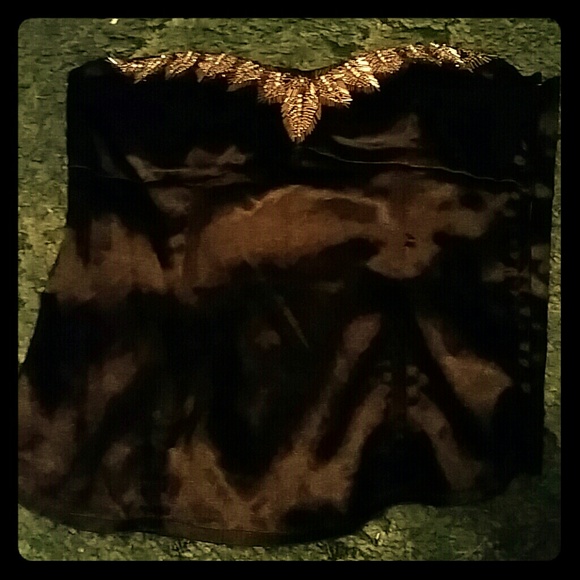 Strapless top