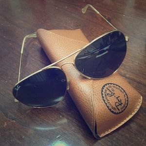 RAY BAN AVIATORS - Authentic