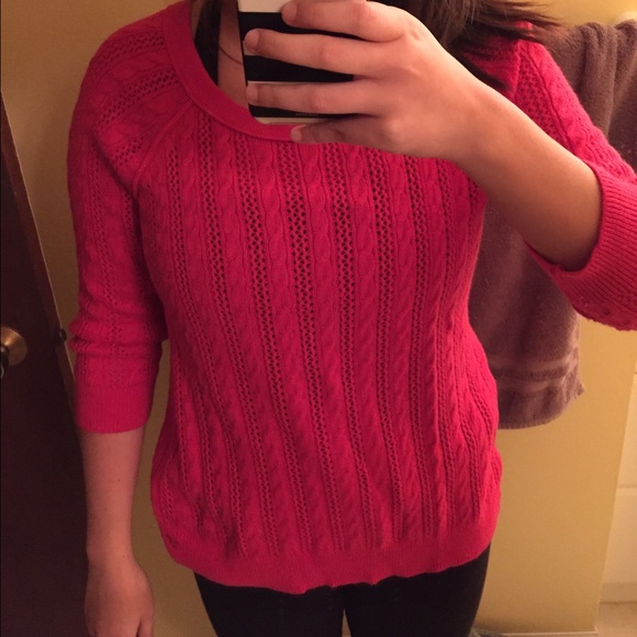 American eagle sweater. - Picture 3 of 3